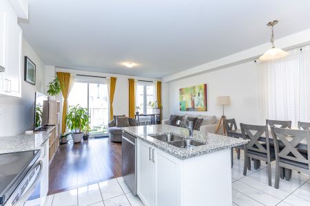 For Lease - 130 Ice Palace Crescent, Oshawa, Ontario - Photo 3