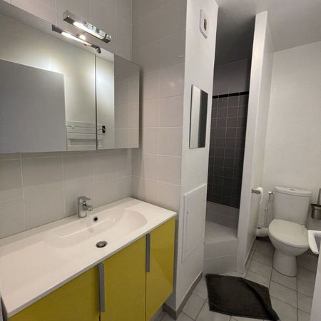 Studio meublé situé rue Colson à Lille, quartier Vauban. réf G115 - Photo 3