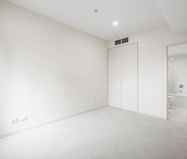 Clarendon Tower (also 45 Haig St) - Photo 5