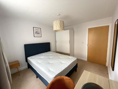 2 bedroom flat to rent - Photo 5