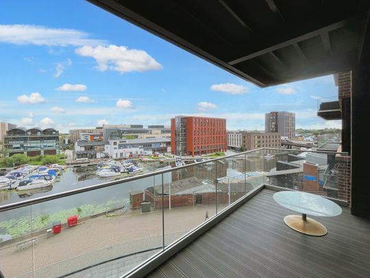 2 bedroom apartment to rent Brayford Wharf North, Lincoln, Lincolnshire, LN1 - Photo 1