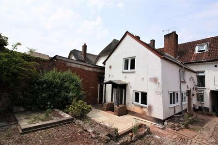 High Street, Crediton, EX17 - Photo 3