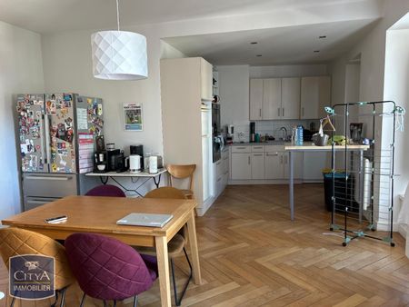 Location Appartement 4 pièces 102m² BOURG EN BRESSE 01000 - Photo 4