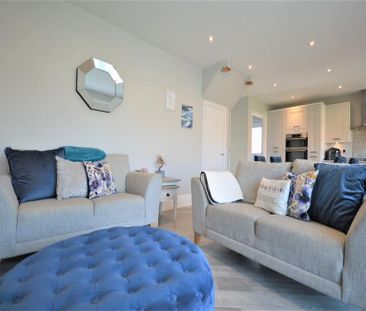 4 Bedroom Detached To Let - Photo 4