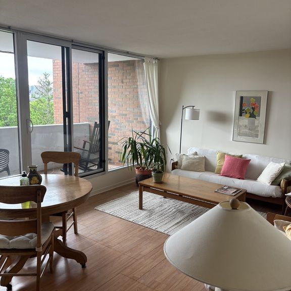 Appartement à Louer - Photo 1