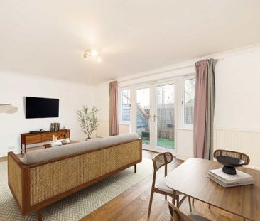 Trinity Road, SW19 8QT, London - Photo 1