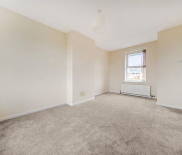 3 bedroom detached house to rent - Photo 4