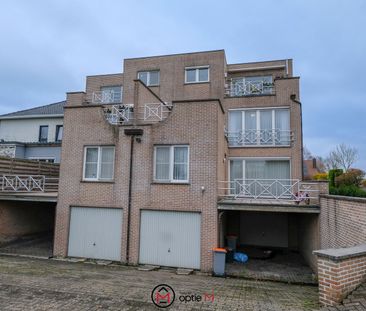 CENTRAAL GELEGEN APPARTEMENT MET GARAGE EN KELDER - Photo 5