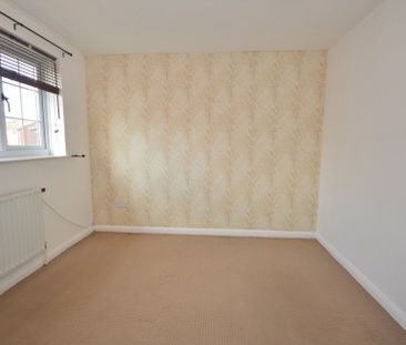 Freesland Rise, Whittleford, Nuneaton, Warwickshire, CV10 9QF - Photo 6