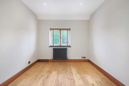 4 bedroom detached bungalow to rent - Photo 5