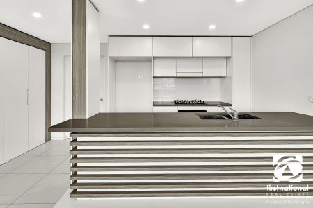 Designer Parkside Living - Photo 4