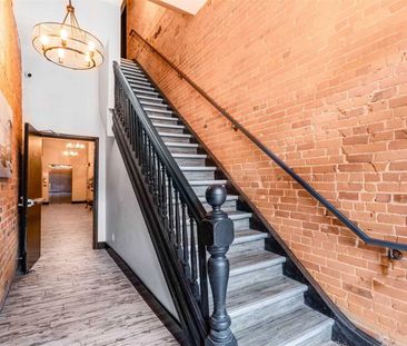 For Lease - 2870 Dundas Street Unit# 213, Toronto, Ontario - Photo 1