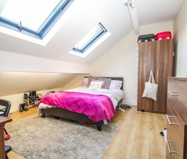 4 bedroom terraced house to rent - Photo 3