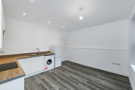 7, 10 Third Avenue - Photo 4