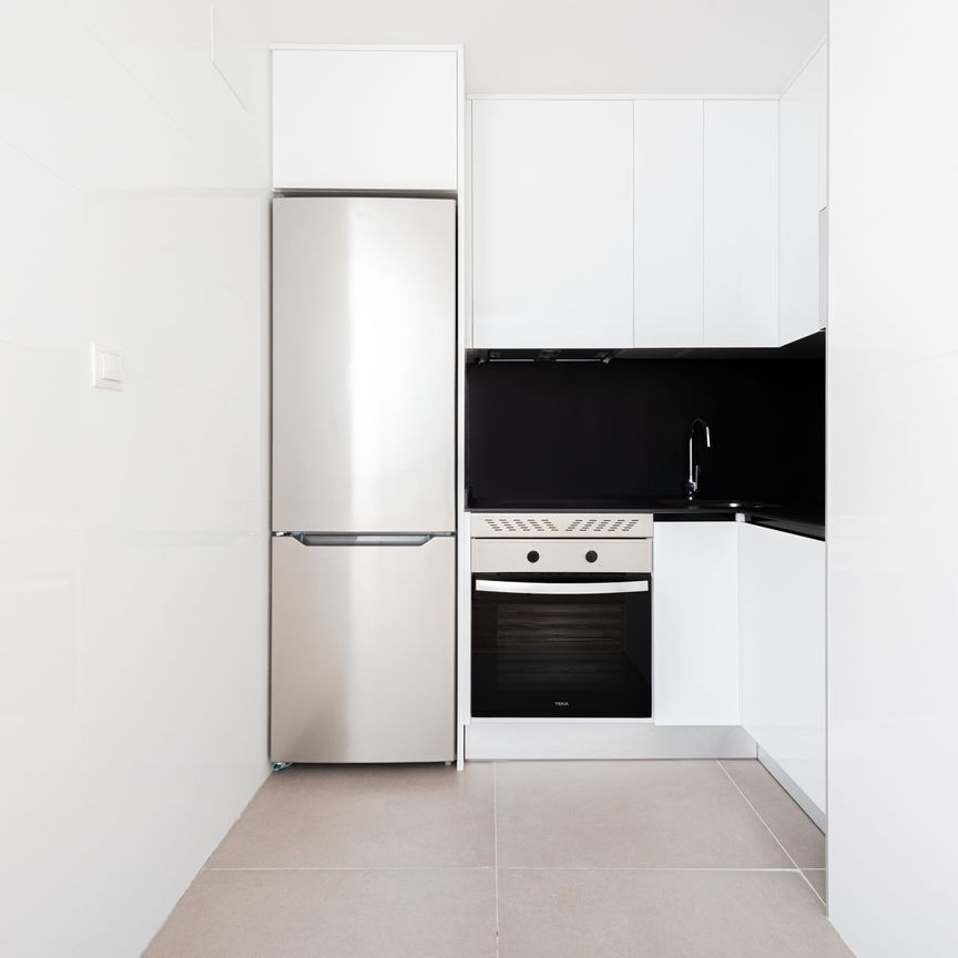 Piso de alquiler en El Algabeño, 67, Conde Orgaz - Piovera - Photo 1