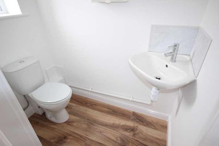 Bass Cottages, Burton Upon Trent, DE14 - Photo 5