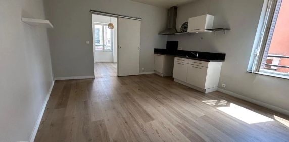 Appartement à louer 2 pièces 35m² - Photo 2