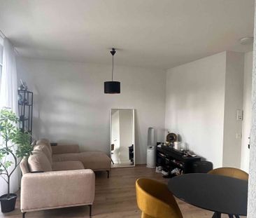 2.5 Zimmer, 60 m², 2. Stock - Foto 2