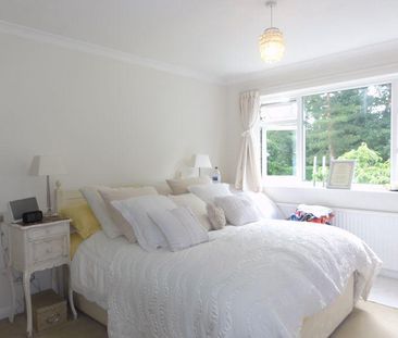 4 bedroom detached house to rent - Photo 4