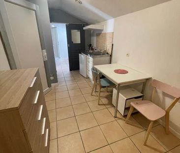 Location Appartement 1 pièce Meublé 19m² MONT DE MARSAN 40000 - Photo 2