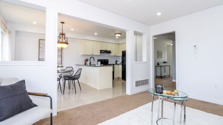 For Lease - 67 Todd Crescent, Southgate, Ontario - Photo 2