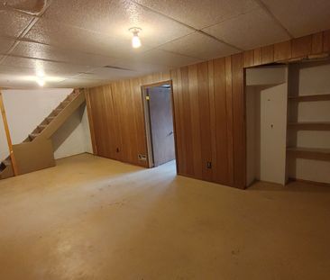 For Lease - 4918 Leitrim Road Unit# Unit B, Carlsbad Springs, Ontario - Photo 2