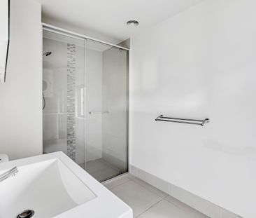 1/171 Scarborough Street, Southport QLD 4215 - Apartment For Rent -... - Photo 5