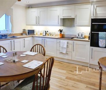 1 bedroom semi-detached house to rent - Photo 3