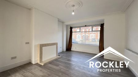 3 bedroom terraced house to rent - Photo 5