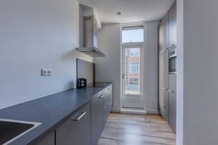 Te huur: Appartement Hendrik van Deventerstraat 144 in Den Haag - Photo 3