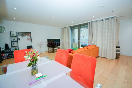 Flat Heritage Tower, E14 3NW, London - Photo 3