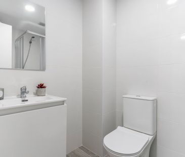 Modern Room with private bathroom in Usera - Photo 5