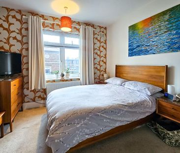 3 bedroom apartment to rent - Photo 6