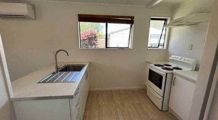 Four Bedroom Home - Photo 5