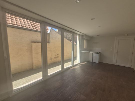 Location Appartement 1 pièce 23m² ARQUES 62510 - Photo 1