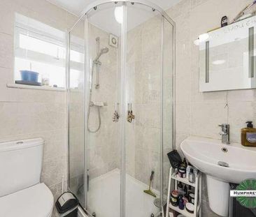 Leonard Road, E7 - Photo 4