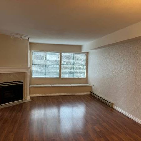 Large 2beds 2baths apartment near Edmonds skytrain - Photo 1