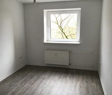 Tolle Familienwohnung mit Balkon, kurzfristig verfügbar - Foto 1