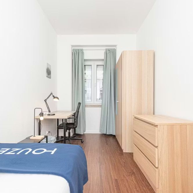 Avenida António Augusto de Aguiar, Lisbon, Lisbon 1050-012 - Photo 1