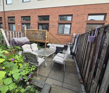 For Lease - 61 Collins Crescent, Brampton, Ontario - Photo 5