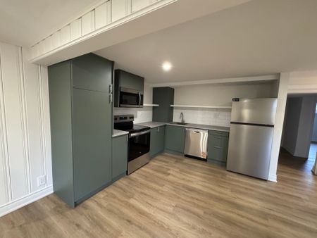 For Lease - 1590 Liveoak Drive Unit# Basement, Mississauga, Ontario - Photo 4