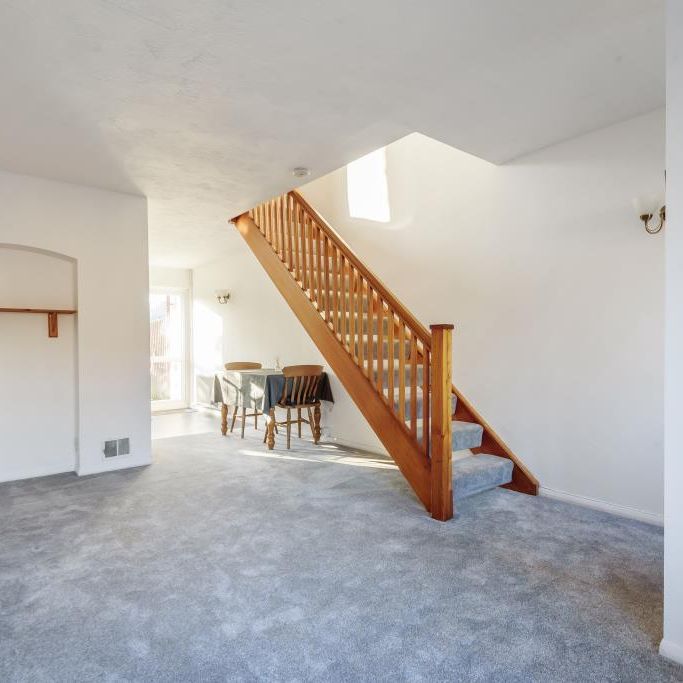 2 bedroom terraced house to rent - Photo 1