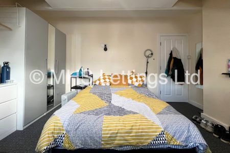 5 Bedroom Mid Terraced House for rent in Headingley Mount - Photo 5