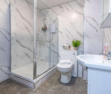 Studio, Broadgate House, Beeston, NG9 - Photo 4