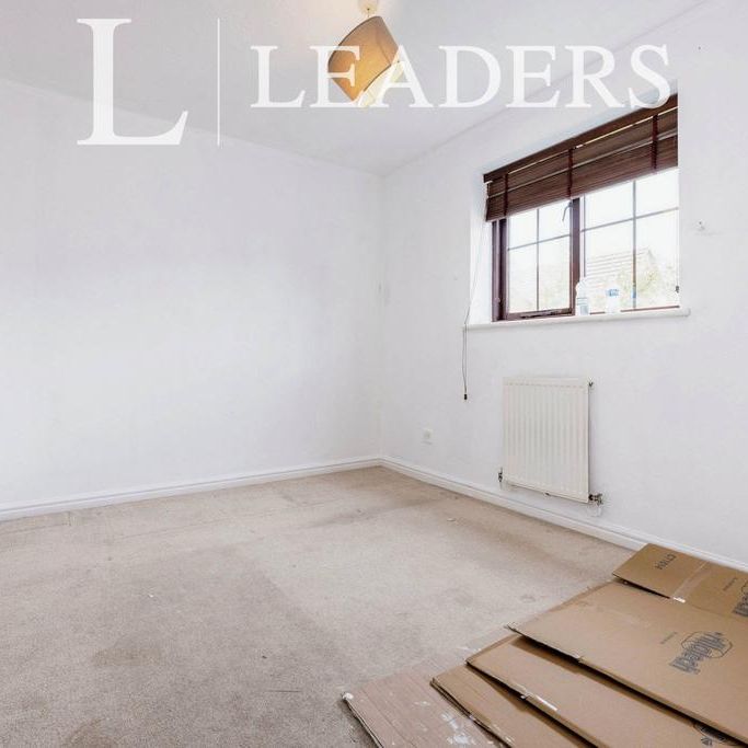 4 bedroom detached house to rent - Photo 1