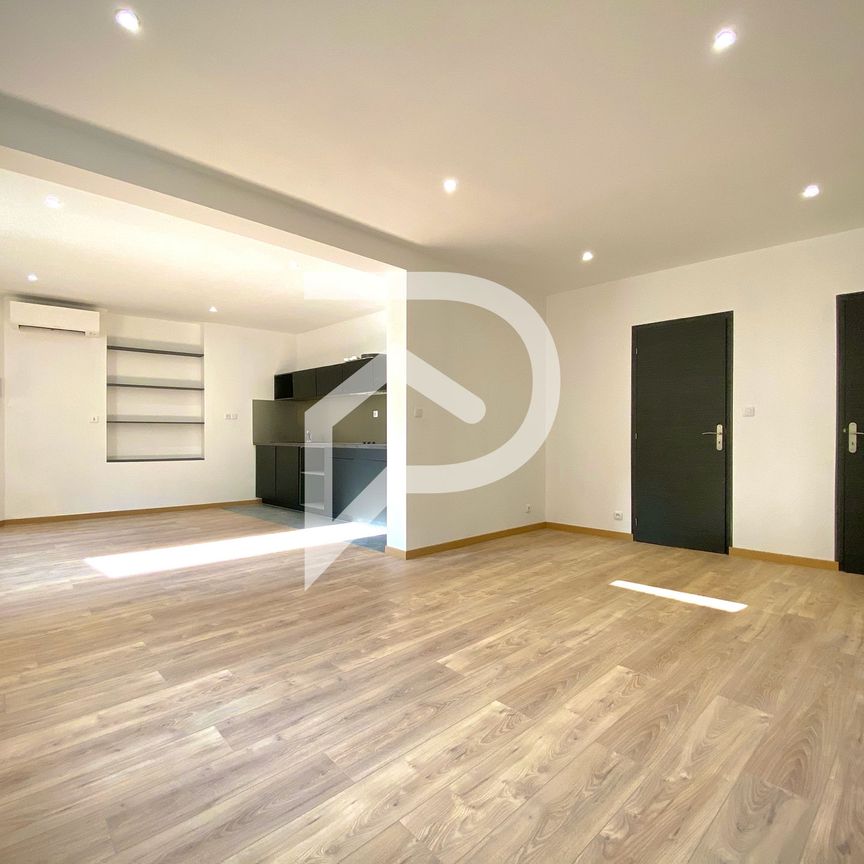 À BOURGES À louer Appartement 3 pièces 75.4 m2 Loyer 685,00 €/mois charges comprises * - Photo 1