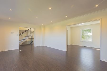 For Lease - 39 Milne Lane, East Gwillimbury, Ontario - Photo 5
