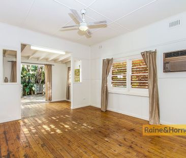 25 Broken Bay Road, Ettalong Beach, NSW 2257 - Photo 4