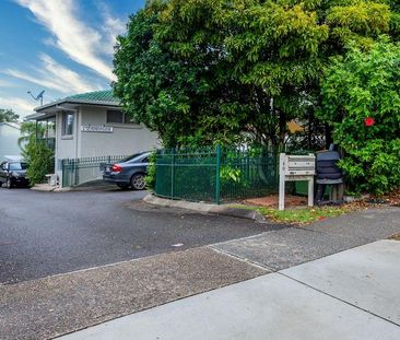 $700 per week / $2,800 Bond - Photo 5