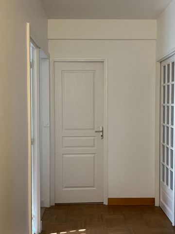 Location Appartement 3 pièces 69m² - Photo 4